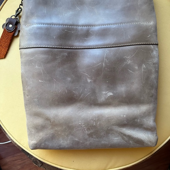 ❤️Tote bag, shoulder and crossbody. Full grain leather, handcrafted - EUC!❤️ - Picture 3 of 15